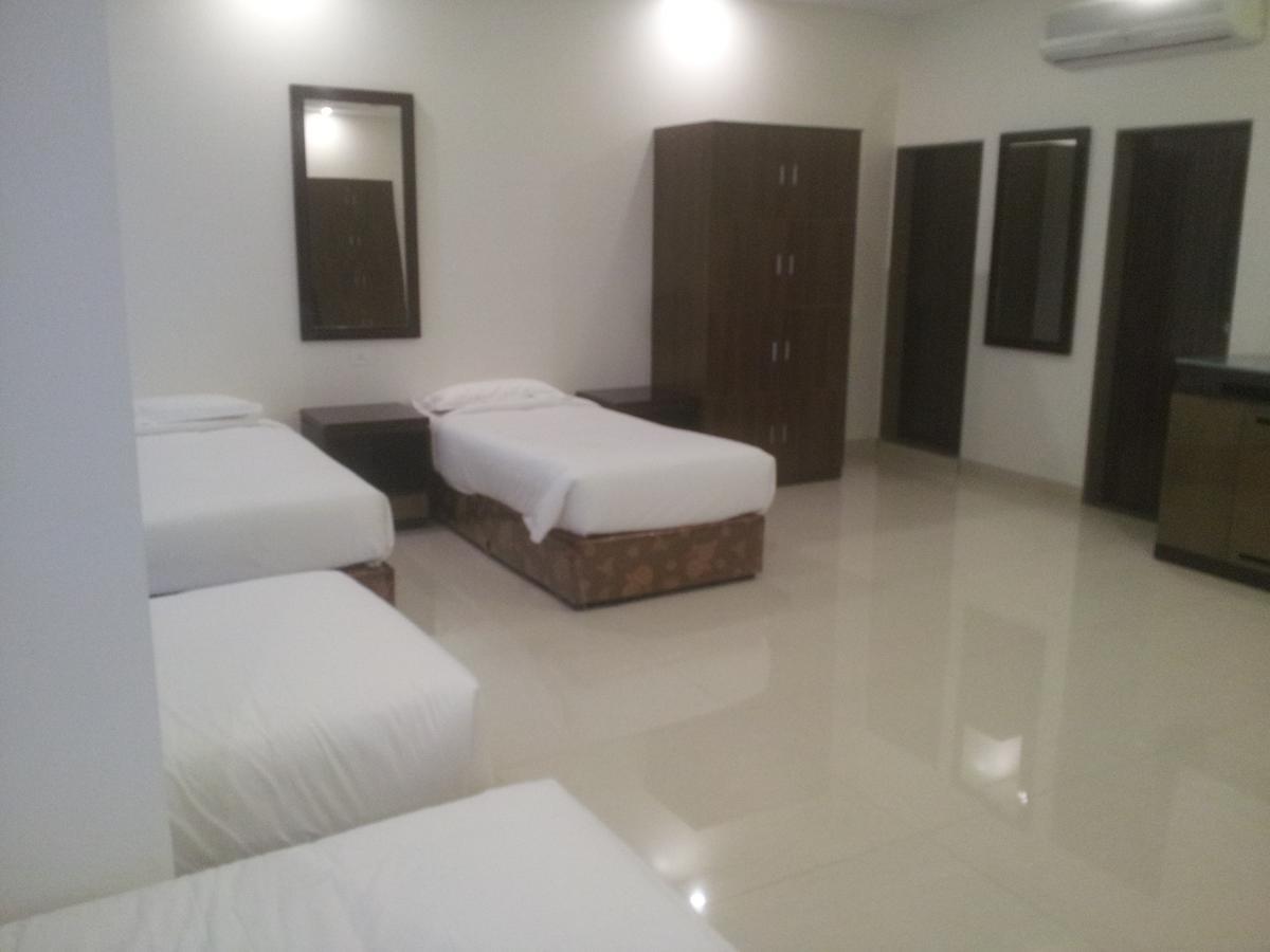 Saffron Hotel Jalna Ruang foto