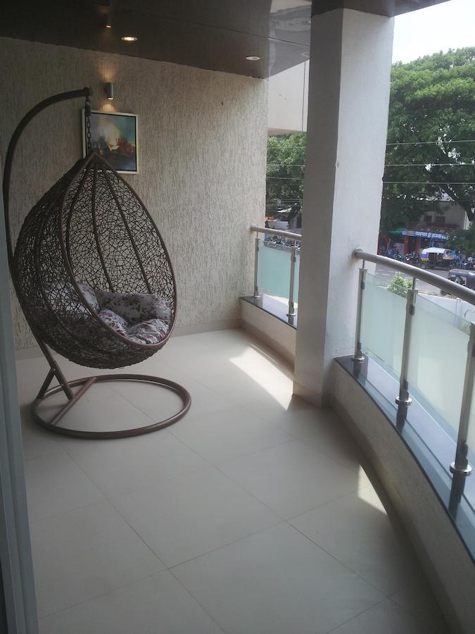 Saffron Hotel Jalna Ruang foto